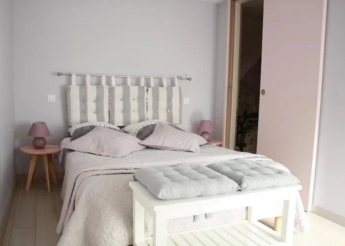 Ferienhaus La Succursalle *